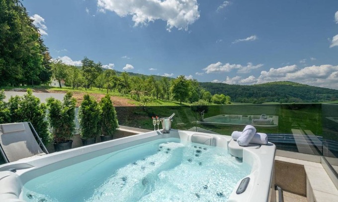 Presika Apartment | Apartment and Rooms Resort Stribor (118281-A1) - Severin na Kupi