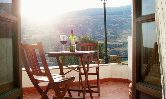 Bubion Apartment | Apartment and terrace with stunning views in Bubión, Las Alpujarras.