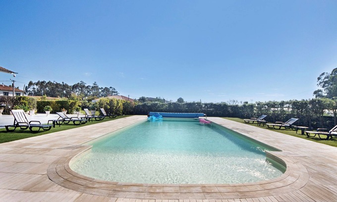 Fonte Boa Apartment | Apartment 'Apartamento Lomi Com Piscina' with Shared Pool, Shared Terrace and Wi-Fi