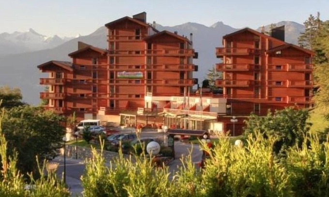 Montana Apartment | Apartment Appart-Hotel Helvetia Intergolf in Crans-Montana - 4 persons, 1 bedrooms