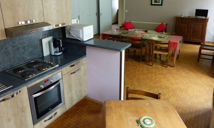 Arfeuilles Apartment | Apartment Arfeuilles, 3 bedrooms, 6 persons