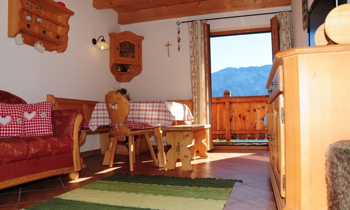 Unterach am Attersee Apartment | Apartment Attersee - Apartment on the farm Margarethengut am Attersee