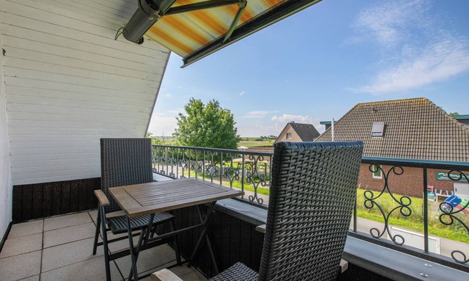 Stinteck Apartment | Apartment 'Balkonwohnung' with Shared Garden, Balcony and Wi-Fi