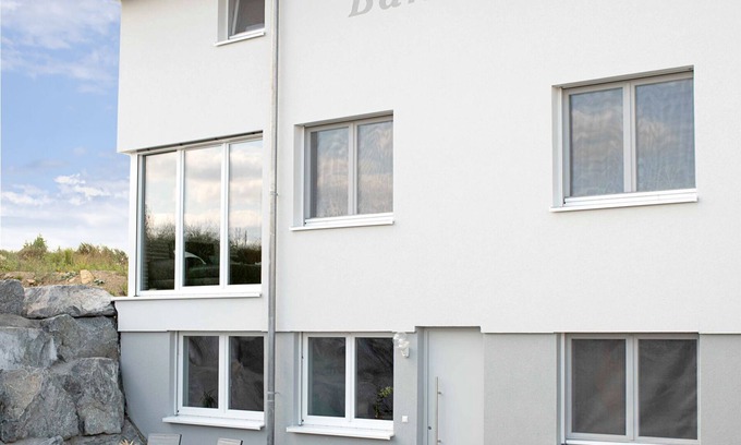 Sinkingen Apartment | Apartment 'Bantlehof' with Mountain View, Private Terrace and Wi-Fi