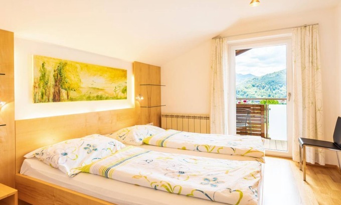 Fuschl am See Bed & Breakfast | Apartment "Bergahorn" - Haus Bergblick