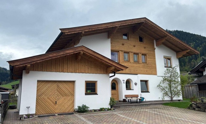 Soell Apartment | Apartment Berner - apartment/Ferienwhg., Shower, toilet, 3 bedrooms