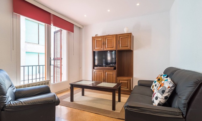 Canet de Mar Apartment | Apartment 'Canet Beach 2' with Balcony and Wi-Fi