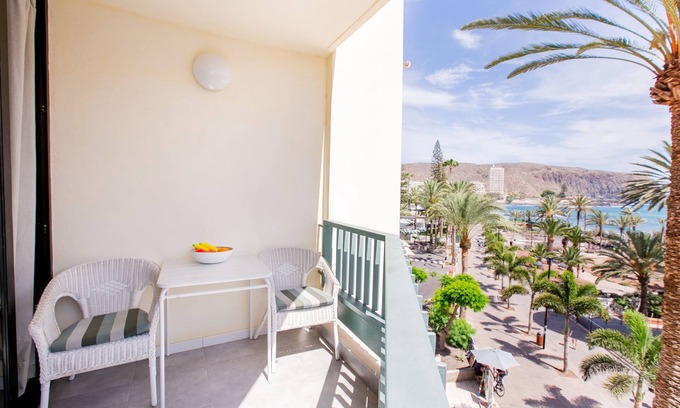 Los Cristianos Apartment | Apartment Carmen Sunrise, Los Cristianos