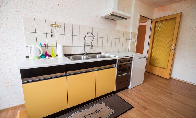 Radovljica Apartment | Apartment Carmen