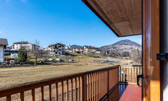 Bedollo Apartment | Apartment Casa Lidia 4 with Mountain View, Balcony & Wi-Fi
