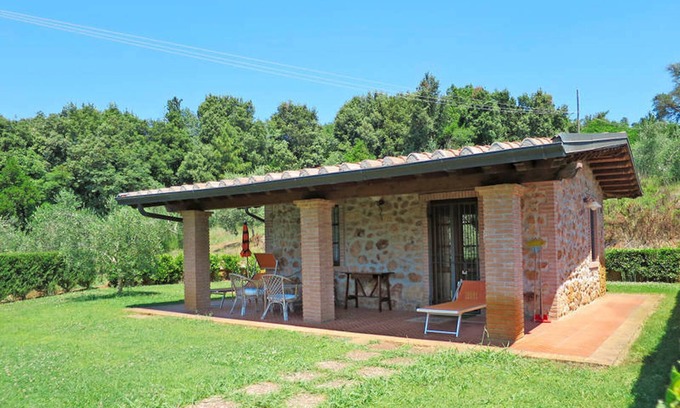 La Pesta Apartment | Apartment "Casa Vacanza Il Carpignone 4" with Lake View