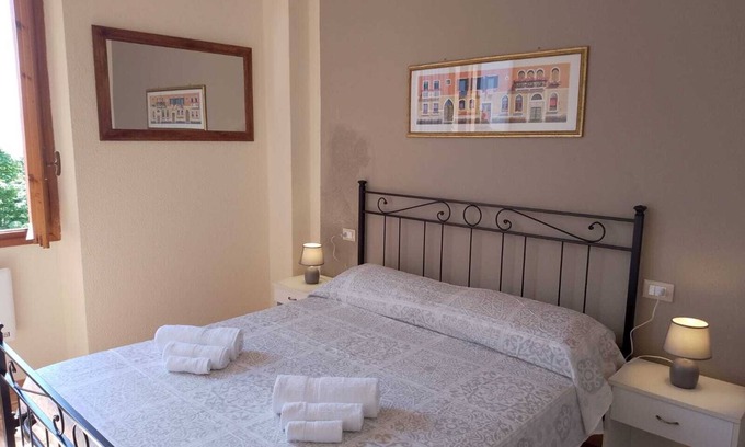 Menconico Apartment | Apartment 'Casaclem' with Mountain View and Wi-Fi