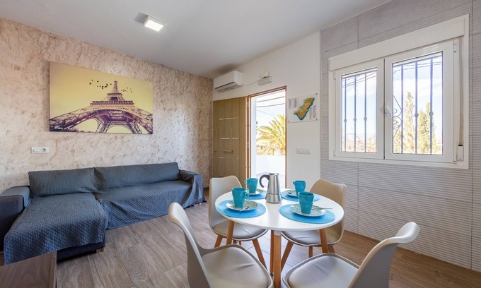 Pujaire Apartment | Apartment 'Citronela' with Private Terrace and Air Conditioning