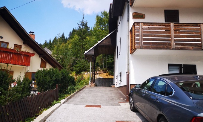 Kranjska Gora Cabin | Apartment Crystal Rose