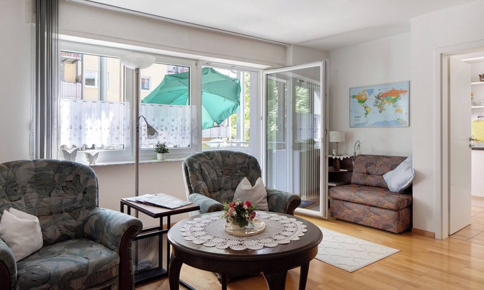 Stuhlinger-Eschholz Apartment | Apartment 'Ardoma' with Balcony and Wi-Fi