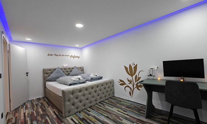 Neuburg Apartment | Apartment 'Neuburg 9' with Balcony and Wi-Fi