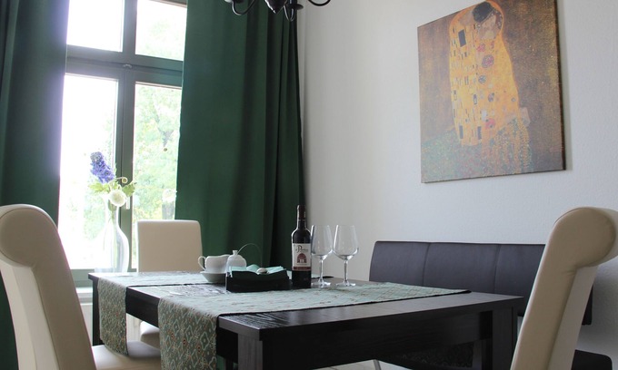 Zentrum-Nord Apartment | Apartment-Deluxe-Private Bathroom-Kurt Schumacher Str.21
