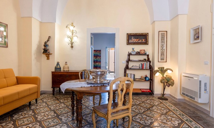 Maruggio Apartment | Apartment 'Donna Cesarina - Maison De Charme' with Private Terrace, Wi-Fi and Air Conditioning