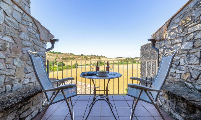 Conesa Apartment | Apartment 'El Clos 3' with Mountain View, Private Terrace and Wi-Fi