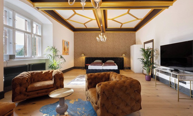 Querfurt Apartment | Apartment 'Eremitage' with Shared Pool, Shared Terrace and Wi-Fi