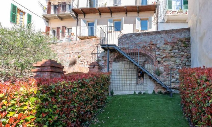 Sciolze Apartment | Apartment Ex Hotel Italia in Sciolze - 4 persons, 2 bedrooms