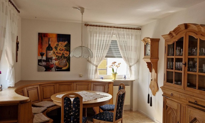 Eckersmuhlen Apartment | Apartment 'Ferienwohnung Mawitha' with Shared Terrace, Shared Garden and Wi-Fi