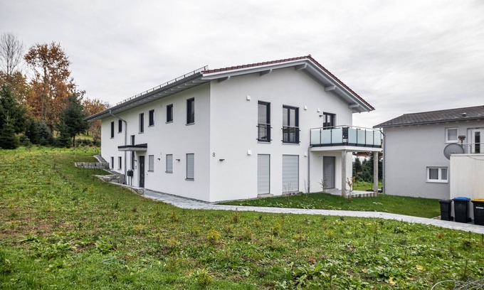 Ravensburg Apartment | Apartment 'Fichte' with Balcony and Wi-Fi