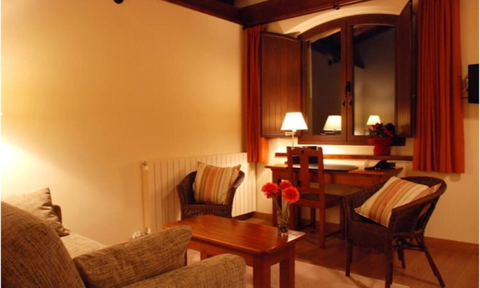 Arbizu Apartment | Apartment for 2 people in charming rural hotel