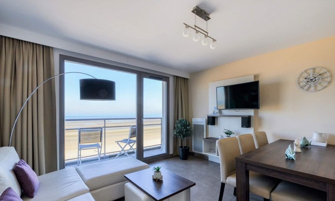 Bray-Dunes House | Apartment for 4 people with balcony with seaview