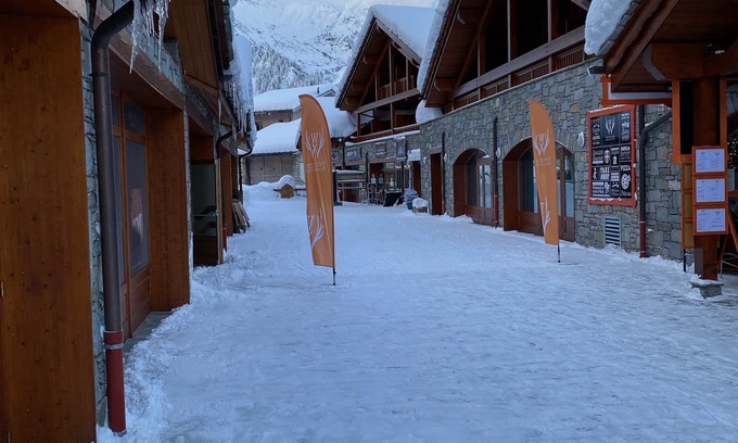 Sainte-Foy-Tarentaise Apartment | Apartment 6 people - 2 Bedrooms