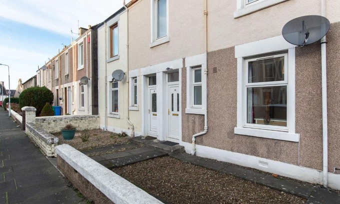Levenmouth Apartment | Apartment Glebe