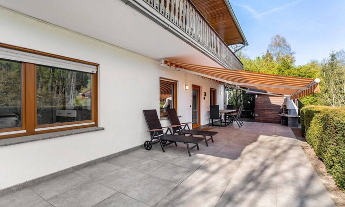 Heringhausen Apartment | Apartment 'Grete' with Mountain View, Private Terrace and Wi-Fi