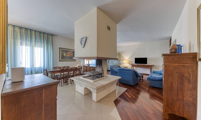 Otranto Apartment | Apartment 'Guardiana Del Castello' with Sea View, Wi-Fi and Air Conditioning