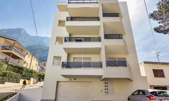 Bidol Apartment | Apartment Hani 2 - Two Bedroom Apartment With Balcony And Sea View