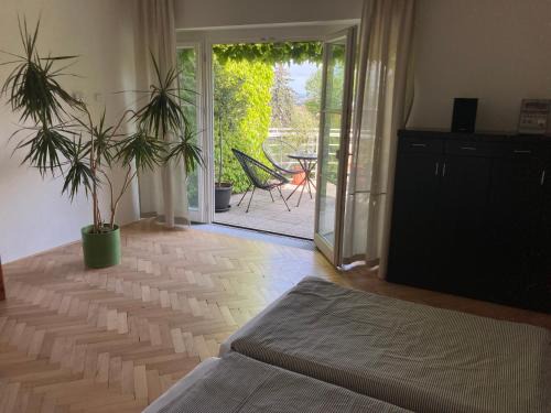 Dejvice Apartment | Apartment Hanspaulka