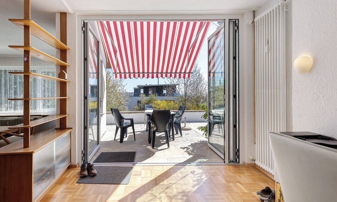 Engen Apartment | Apartment 'Hegaudomizil' with Private Terrace, Private Garden and Wi-Fi
