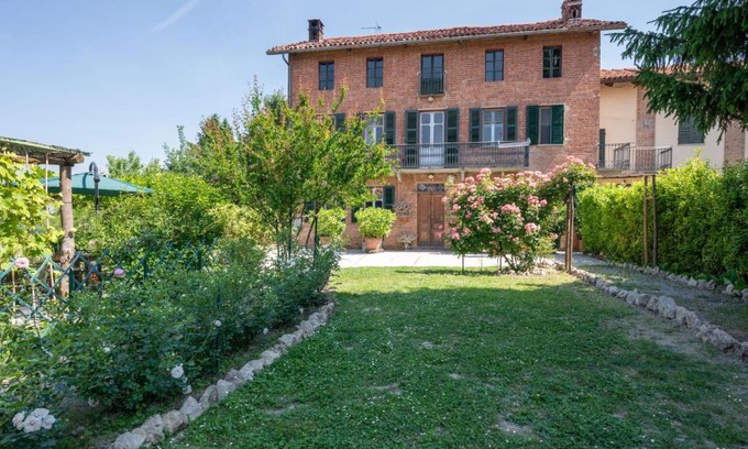 Soglio Apartment | Apartment Il Cortile by Interhome