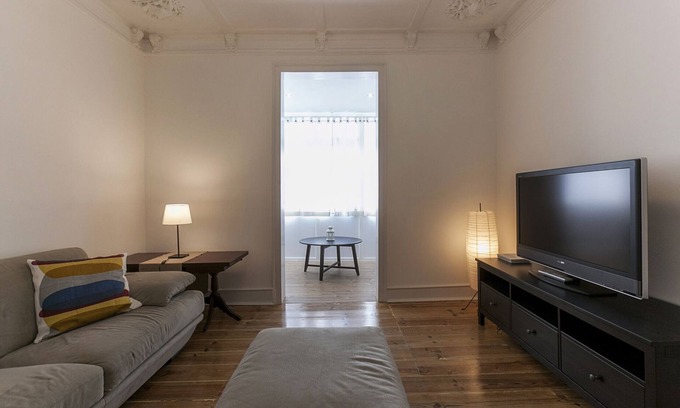 Sao Sebastiao da Pedreira Apartment | Apartment in Center of Lisbon