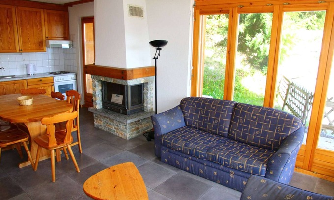 Les Mayens-de-Sion Apartment | Apartment in Grächen near Ski Lift