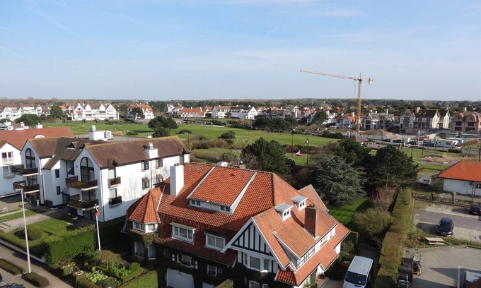 Het Zoute Apartment | Apartment in Het Zoute near Mini-Golf