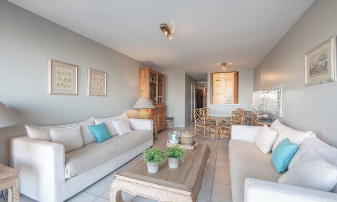 Albertstrand Apartment | Apartment in Knokke-Heist with Sea Views