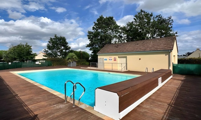 Pin - Vert Galant Apartment | Apartment in Le Mans near Antarès
