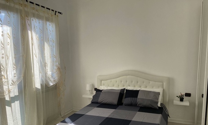 Pero Apartment | Apartment in Milan