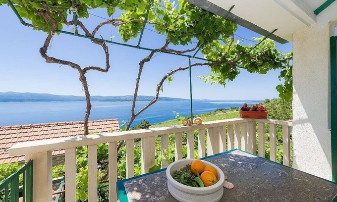Murvica Apartment | Apartment in Murvica with Seaview, Terrace, Air condition, WIFI (146-2)