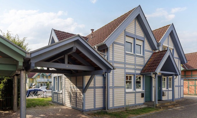 Rheinsberg House | Apartment in Rheinsberg with Private Dock