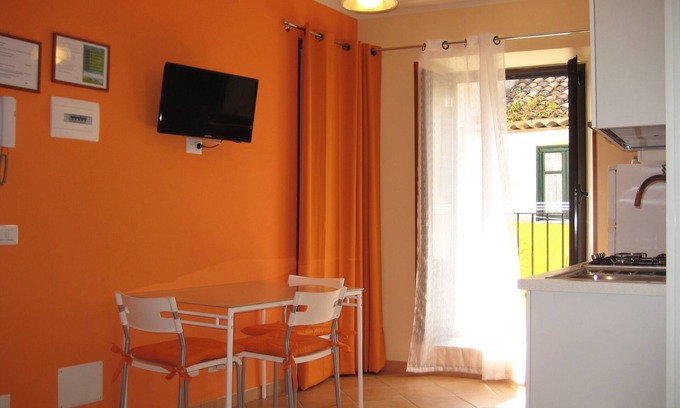 Old Town Apartment | Apartment in the historic center a stone's throw from the sea with a view of the cathedral. Second floor