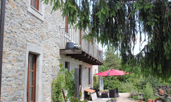 Levice Apartment | Apartment in the Langhe hills, not far from Alba, with stunning views