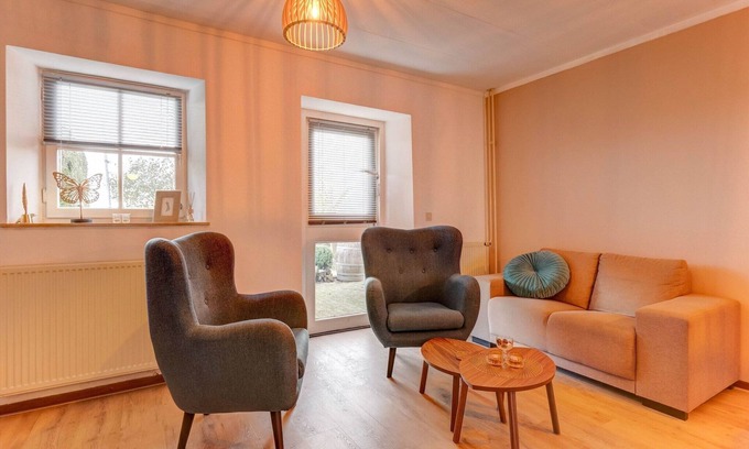 Ubachsberg Cottage | Apartment in Ubachsberg near Trails