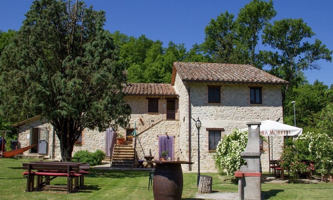 Piegaro House | Apartment in Umbria with Wine Tasting Nearby