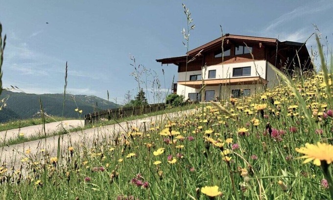Unken House | Apartment in Unken with Wi-Fi and parking